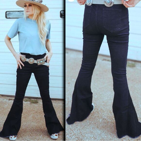 HomeFolk/L&B Dark Wash Bell Bottom Flare Jeans NWT - Picture 2 of 15